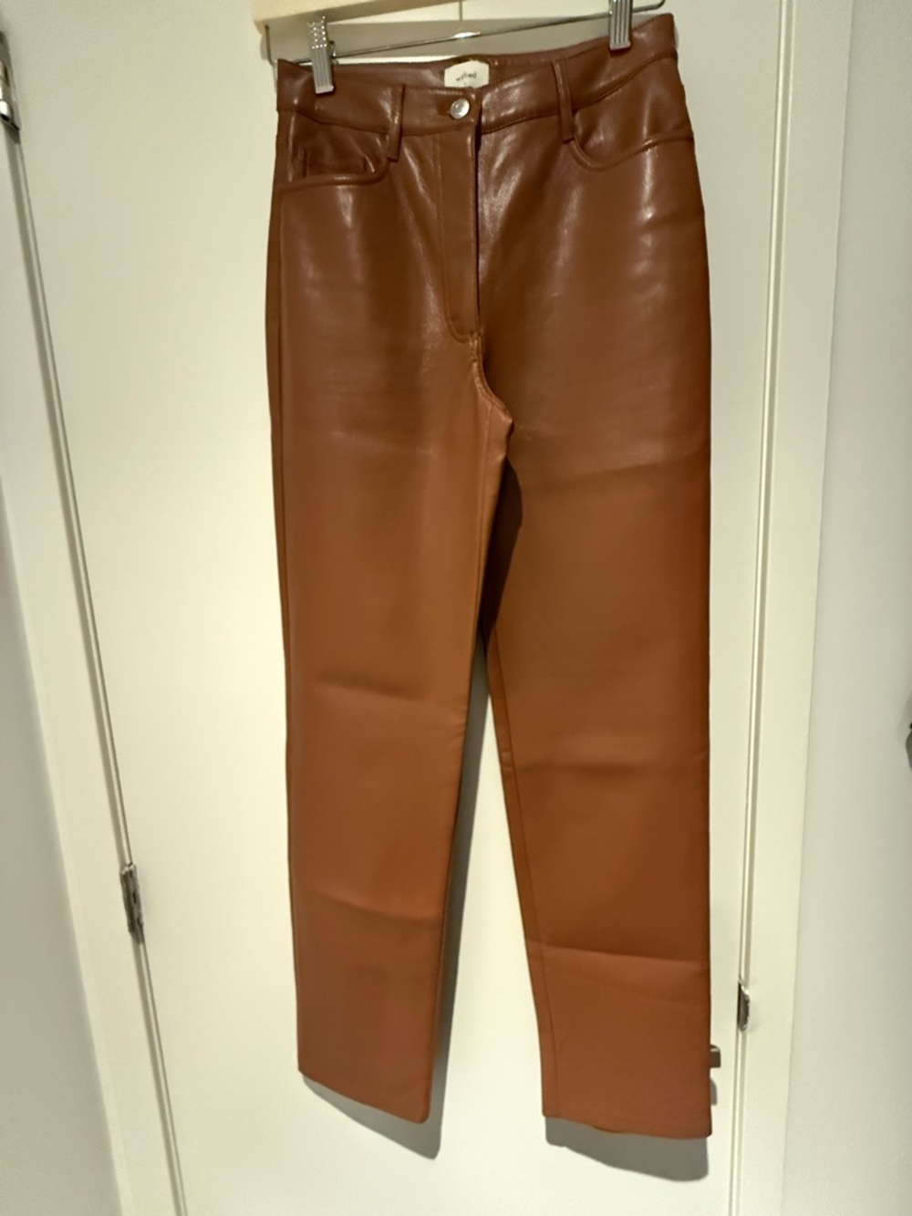 Aritzia Melina Pant in Size 4